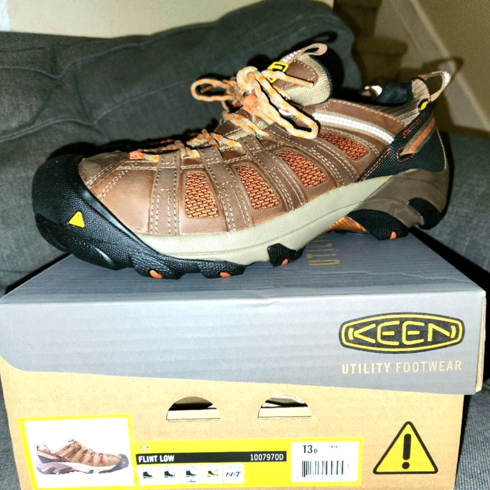 Keens Steel ToeShoes